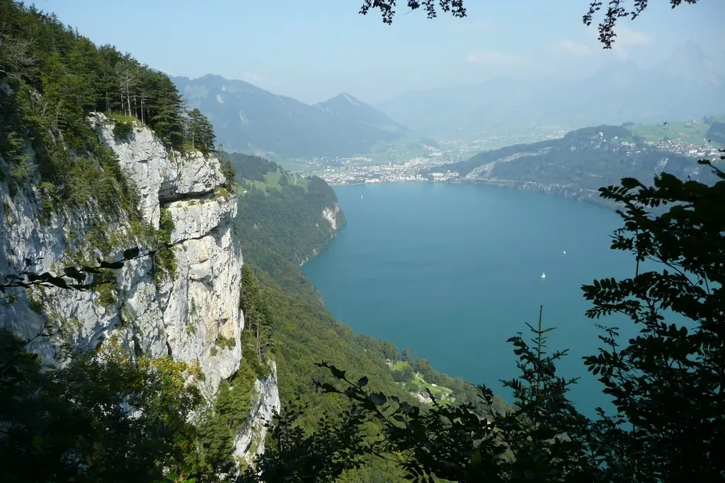 Озеро Ури (Озеро Люцерн) Швейцарская тропа