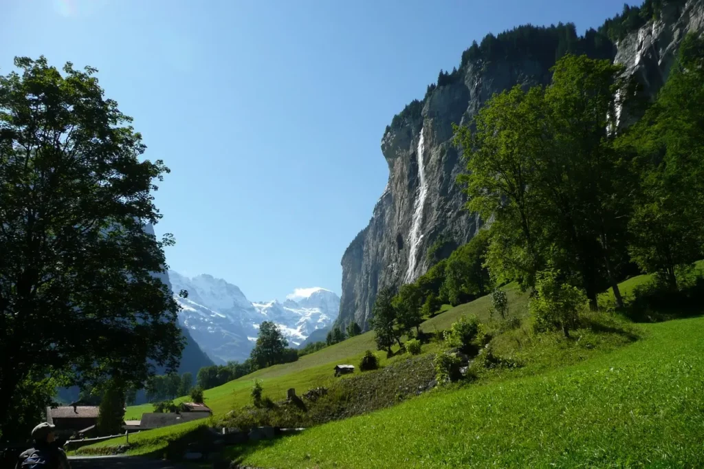 Долина водопадов Лаутербруннен