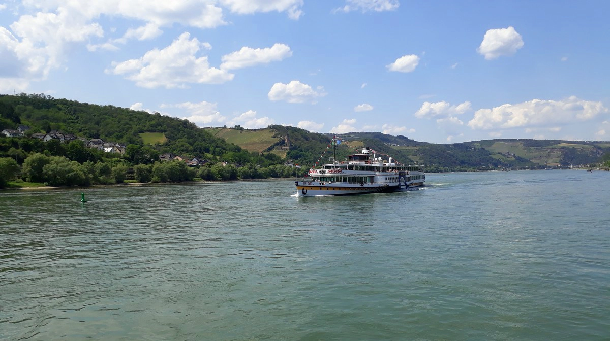 Навигация по Рейну транспорт
